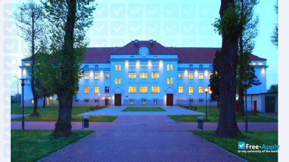 State Higher Vocational School in Oswiecim фотография №3