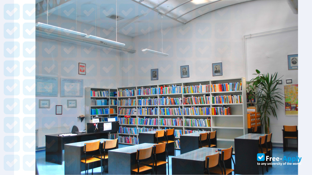 Photo de l’School of Graduate Studies in Hospitality Management and Tourism in Częstochowa #3