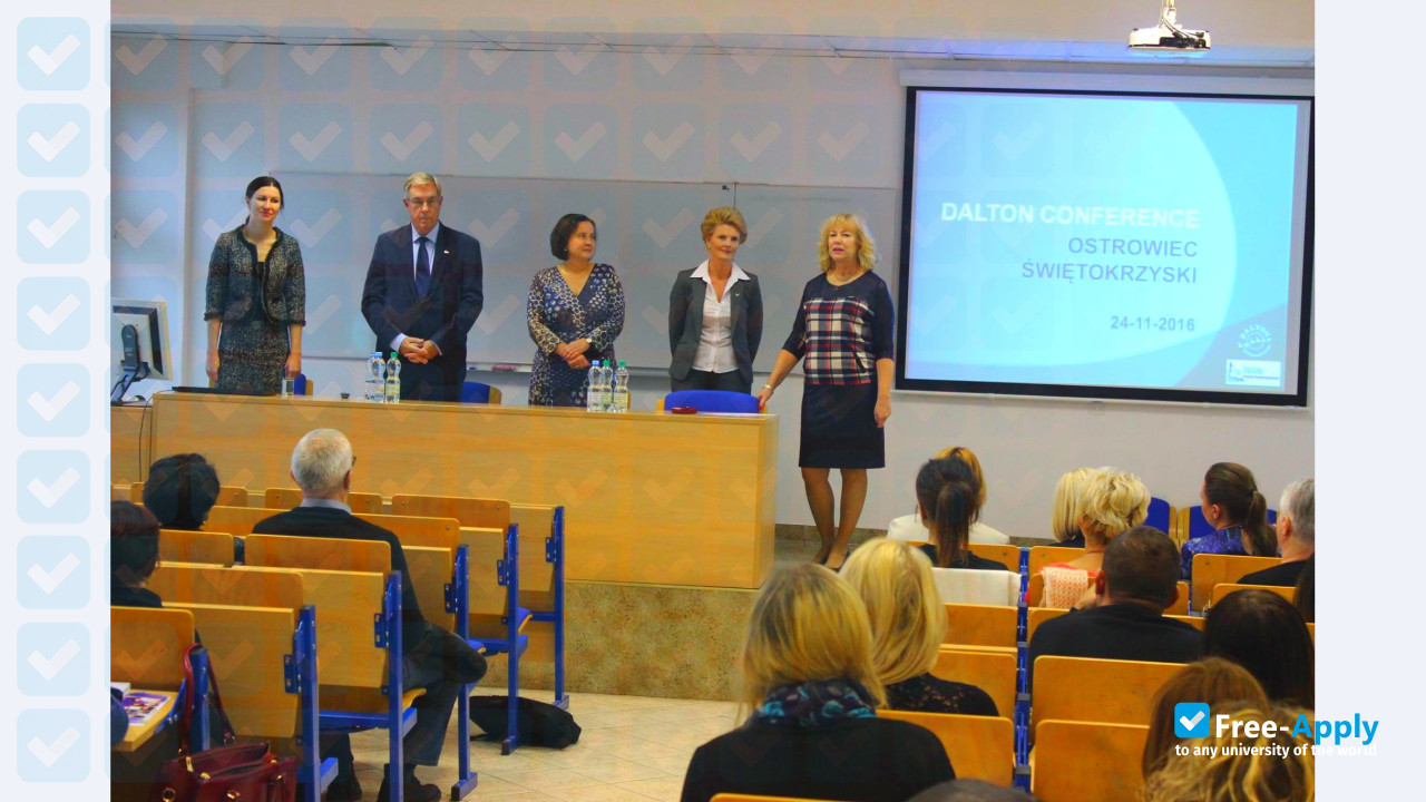 University of Business and Enterprise in Ostrowiec Świętokrzyski фотография №7