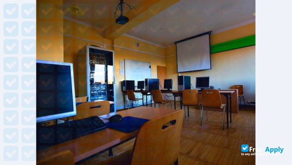 Photo de l’University of Computer Engineering and Telecommunications in Kielce #9