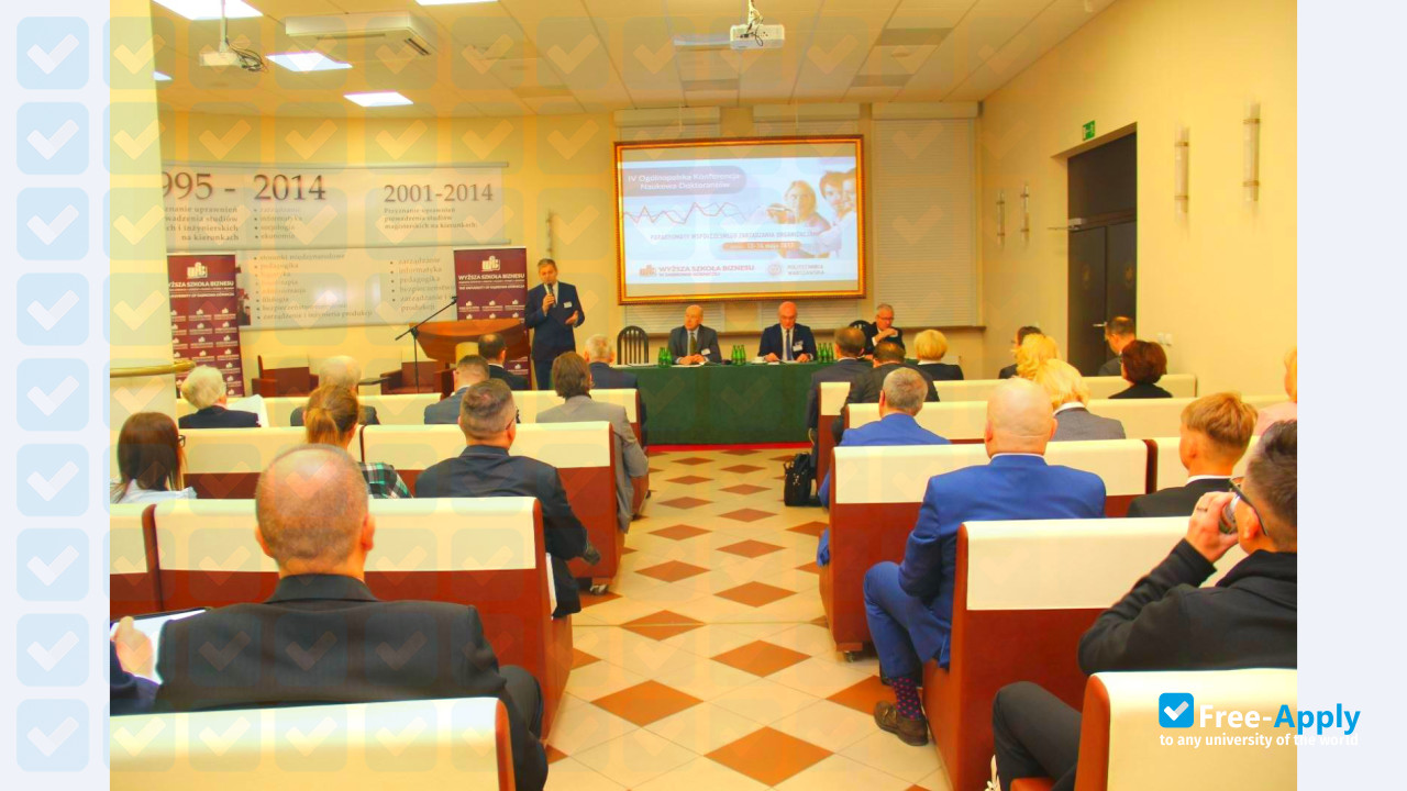 Photo de l’University of Dąbrowa Górnicza #12