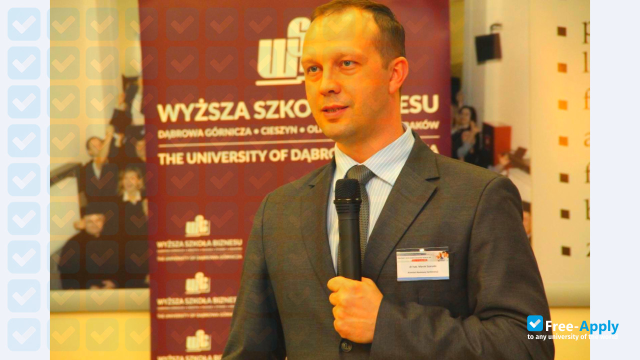 Photo de l’University of Dąbrowa Górnicza #13