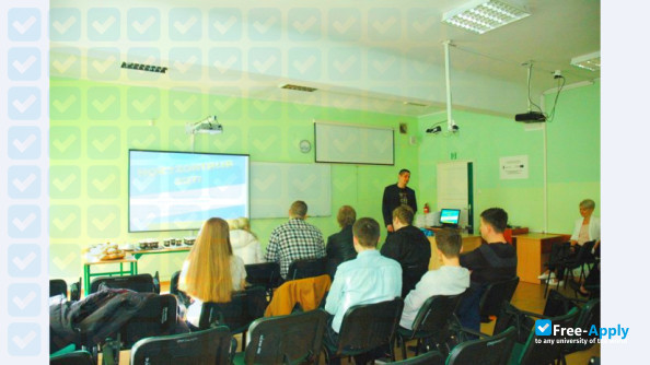 Photo de l’Wroclaw High School of Applied Informatics Horyzont #9