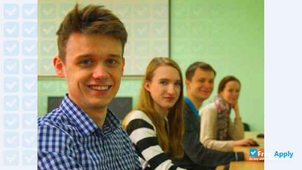 Photo de l’Wroclaw High School of Applied Informatics Horyzont #1