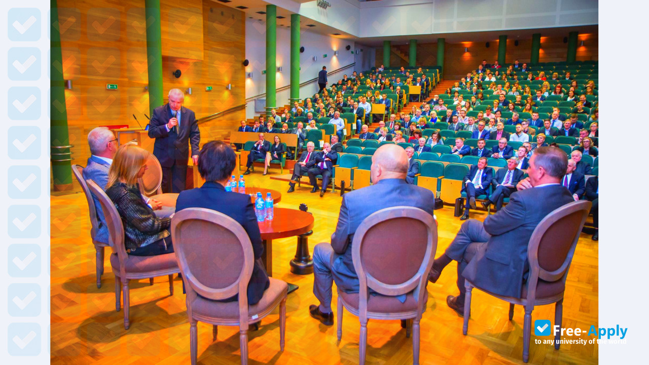 Photo de l’University of Finance and Management in Białystok #8