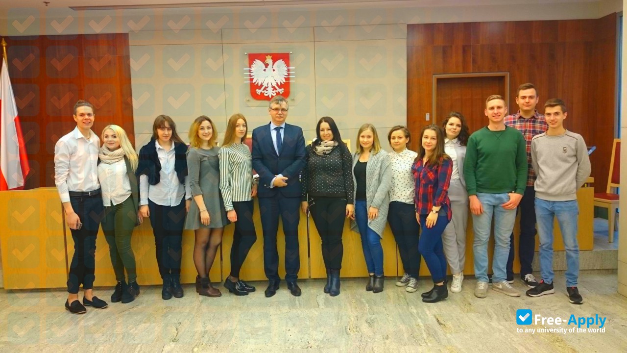 Photo de l’University of Finance and Management in Warsaw #6