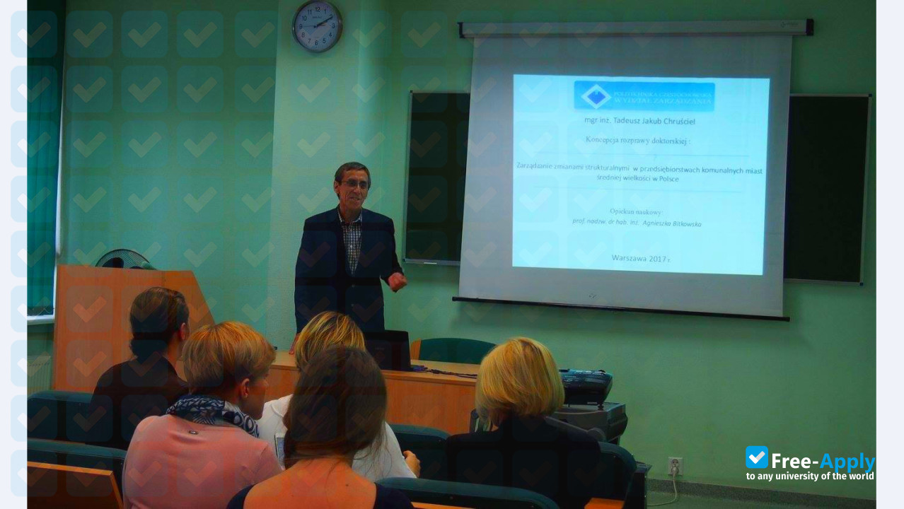 Photo de l’University of Finance and Management in Warsaw #2