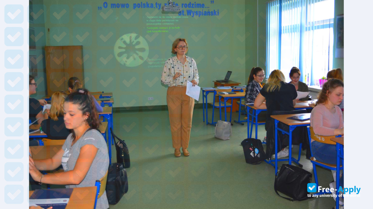 University of Humanities and Economics in Lodz photo #15