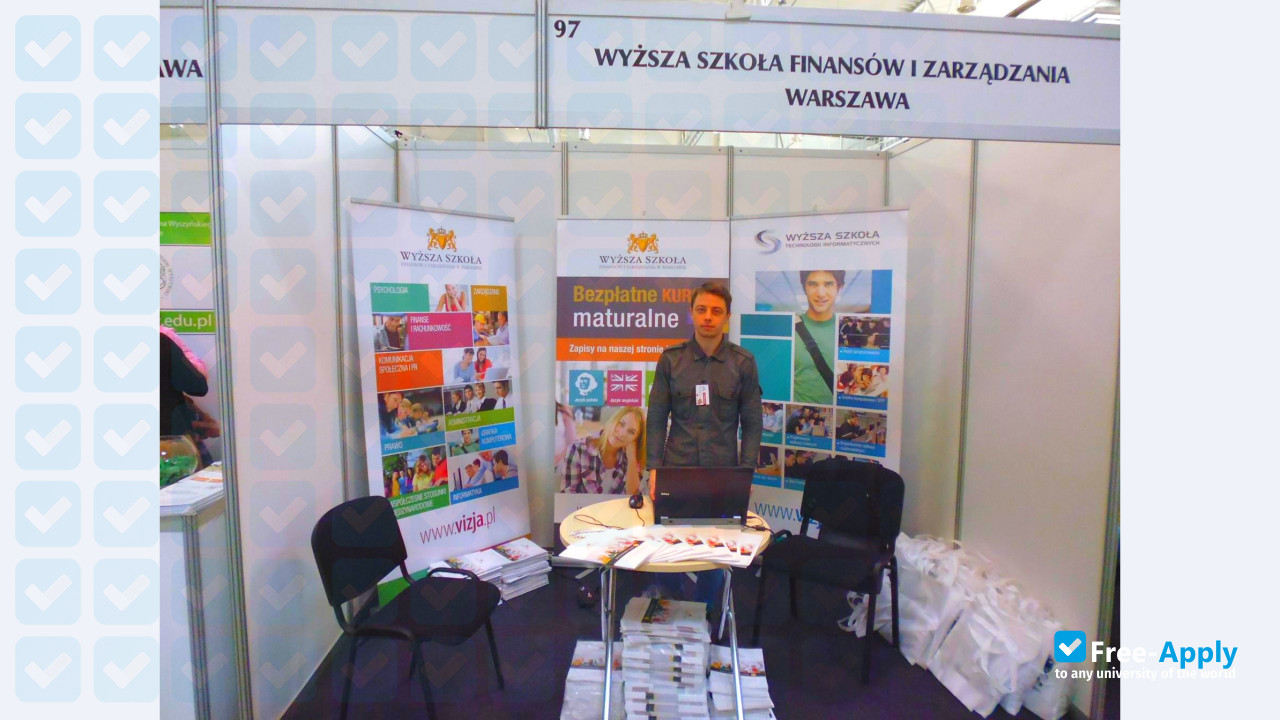Photo de l’University of Informational Technology in Warsaw #17