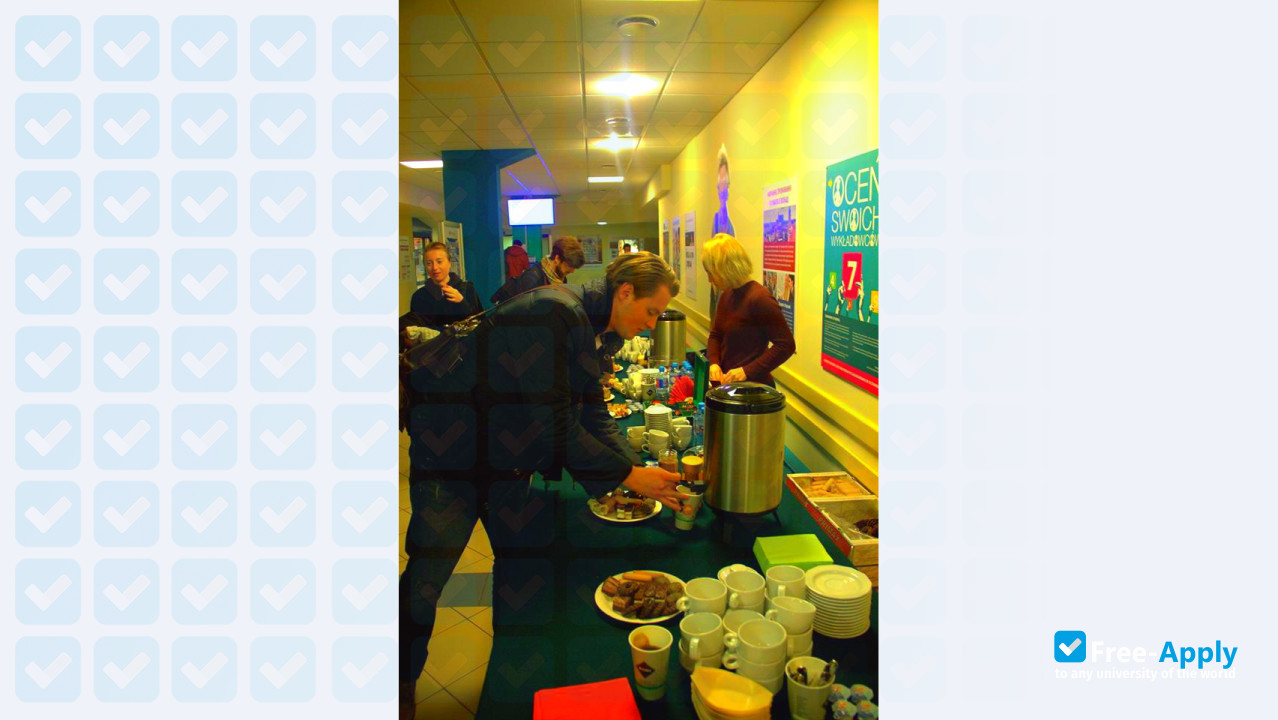 Photo de l’University of Informational Technology in Warsaw #14