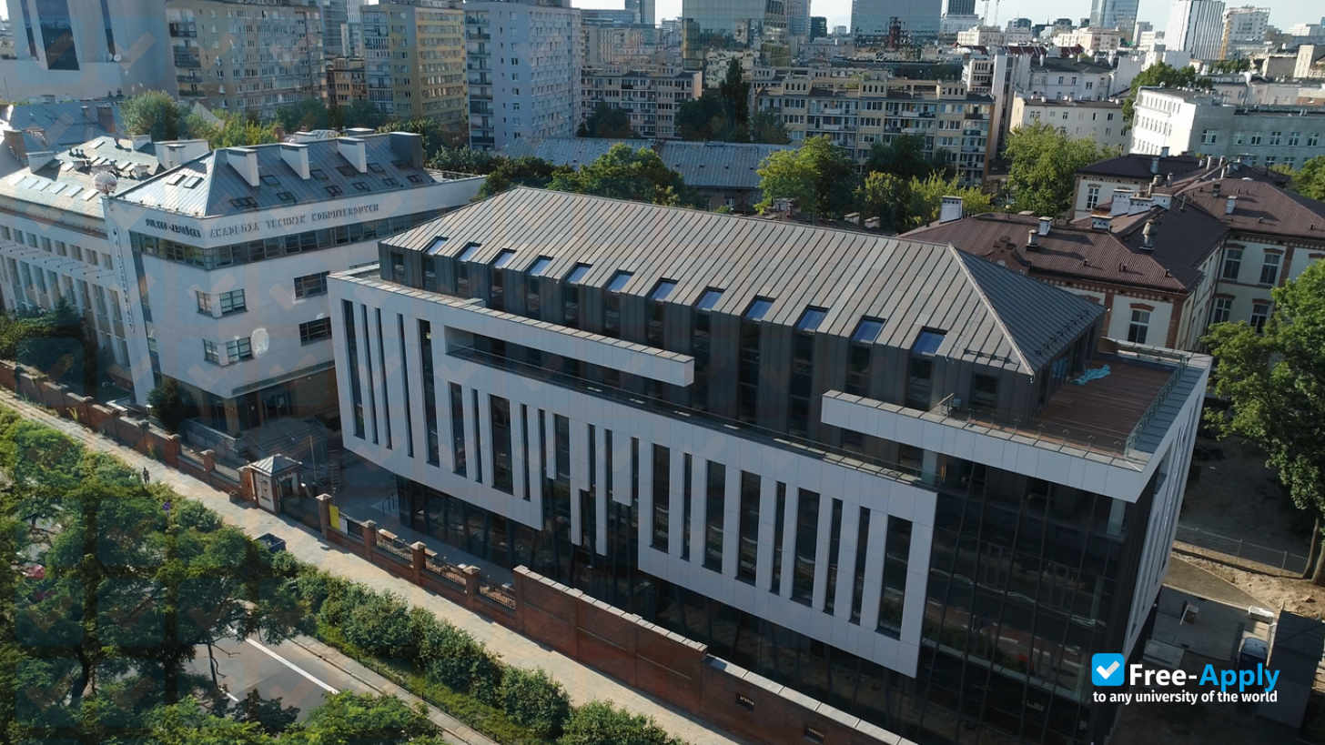 Foto de la Polish-Japanese Academy of Information Technology #13