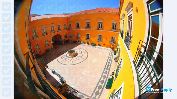 Autonomous University of Lisbon фотография №5