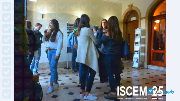 Foto de la Higher Institute of Business Communication #5