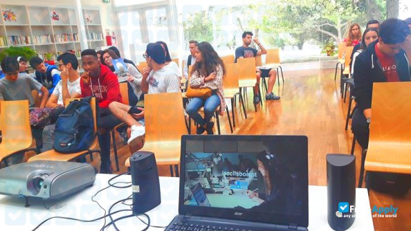 Foto de la Higher Institute of Education and Science (Lisbon) #6