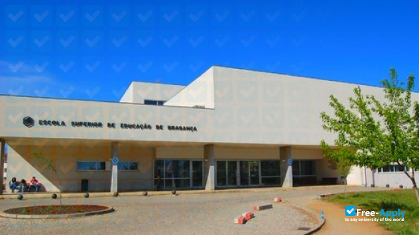 Photo de l’Higher Institute of Languages and Administration (Lisbon, Leiria, Santarém, VN Gaia, Bragança) #5