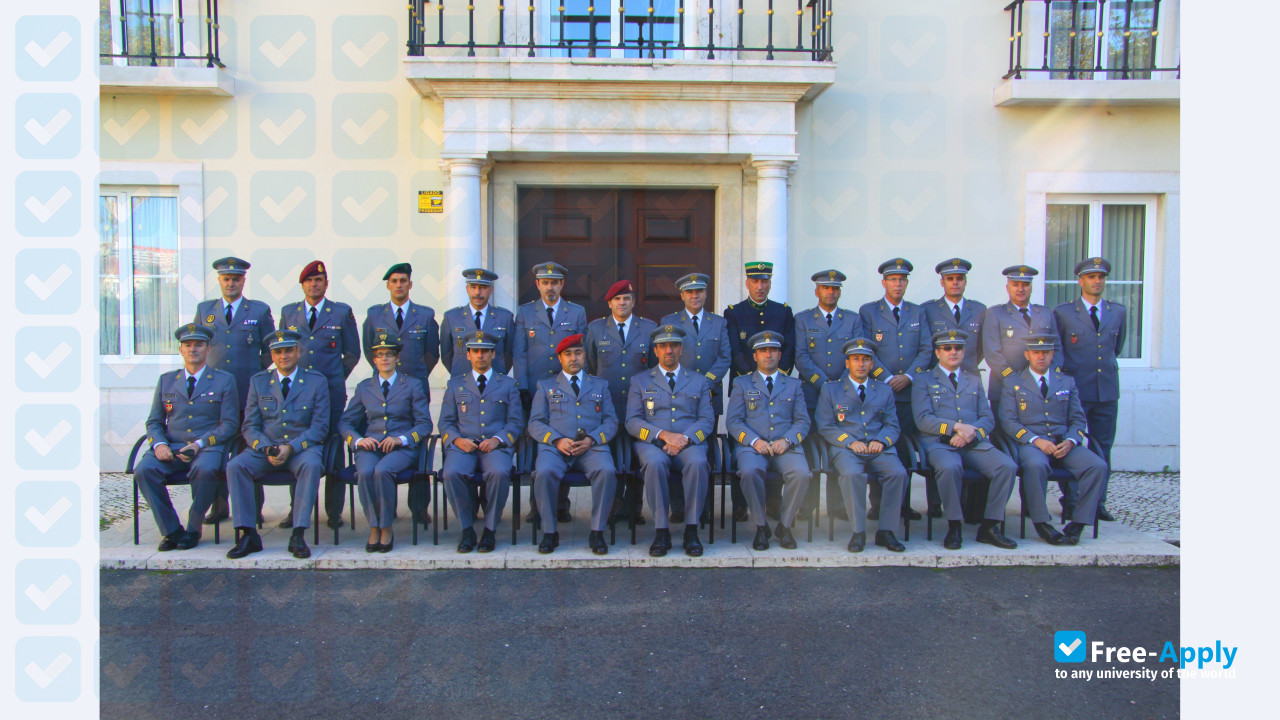 Photo de l’Institute of Military Superior Studies #14