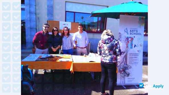 Foto de la School of Education Almeida Garrett #3