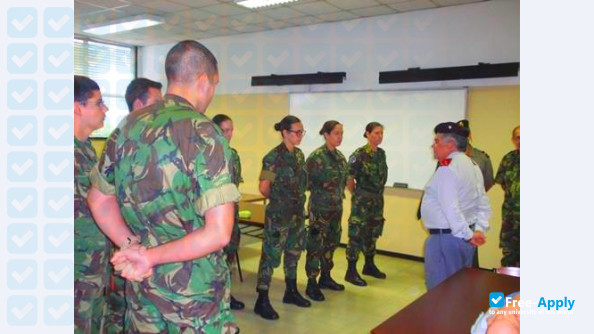 Foto de la School of Military Health Service #7