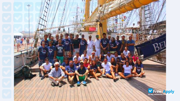 Foto de la Nautical School Infante D. Henrique (Oeiras) #7