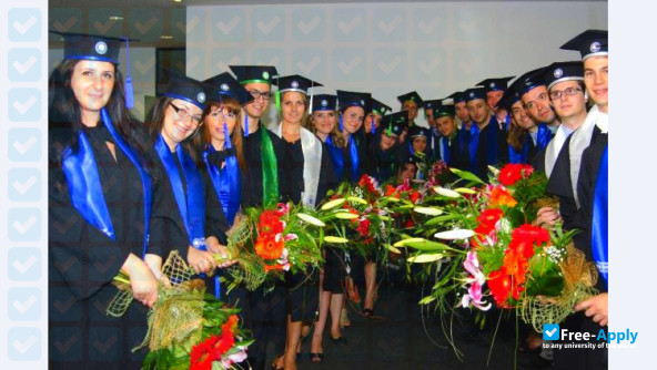 Iuliu Hațieganu University of Medicine and Pharmacy photo #11