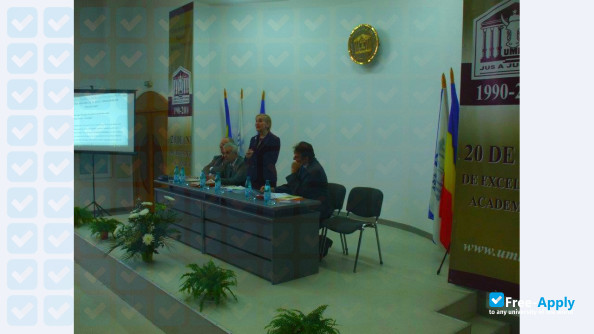 Photo de l’Mihail Kogălniceanu University of Iași #9