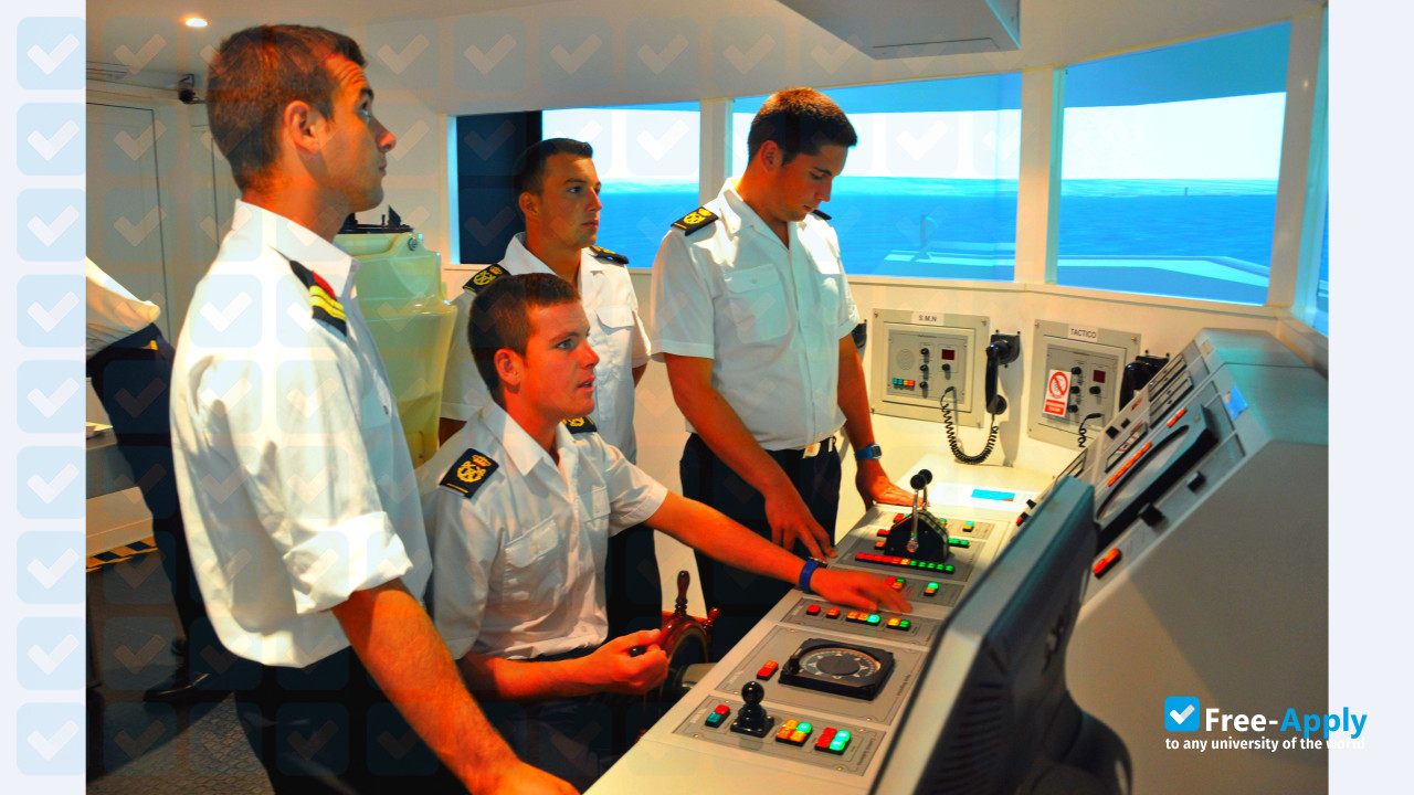 Mircea cel Bătrân Naval Academy photo #16