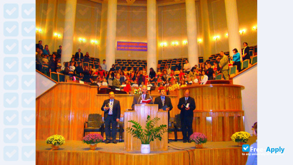 Emanuel University of Oradea фотография №5