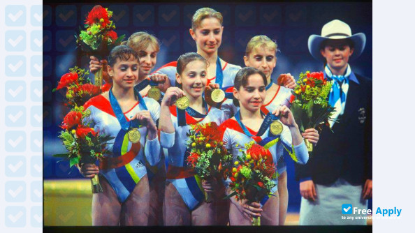 Foto de la European University Dragan Lugoj #12