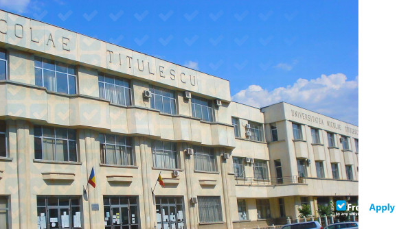 Photo de l’″Nicolae Titulescu″ University #8