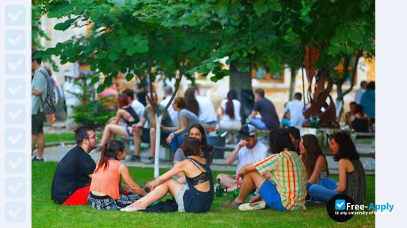 Bucharest National University of Arts photo #2