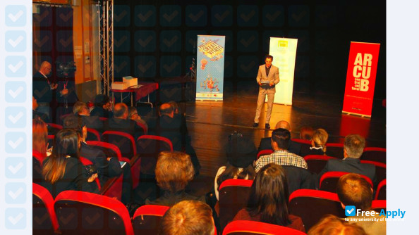 Caragiale University of Theatrical Arts and Cinematography фотография №2