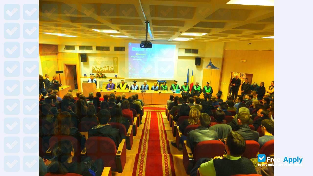Photo de l’“Vasile Alecsandri” University of Bacău #5