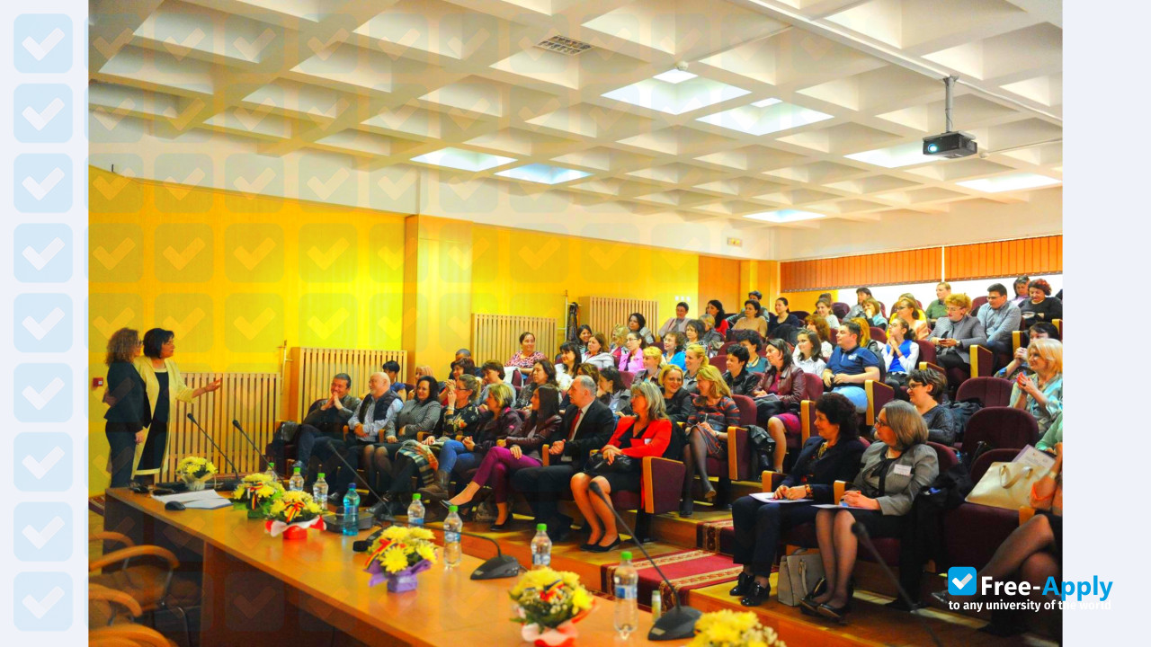 Photo de l’“Vasile Alecsandri” University of Bacău #3