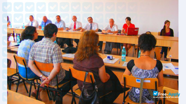 Commercial Academy Satu Mare photo #2