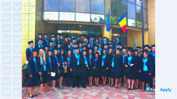 Commercial Academy Satu Mare photo #6
