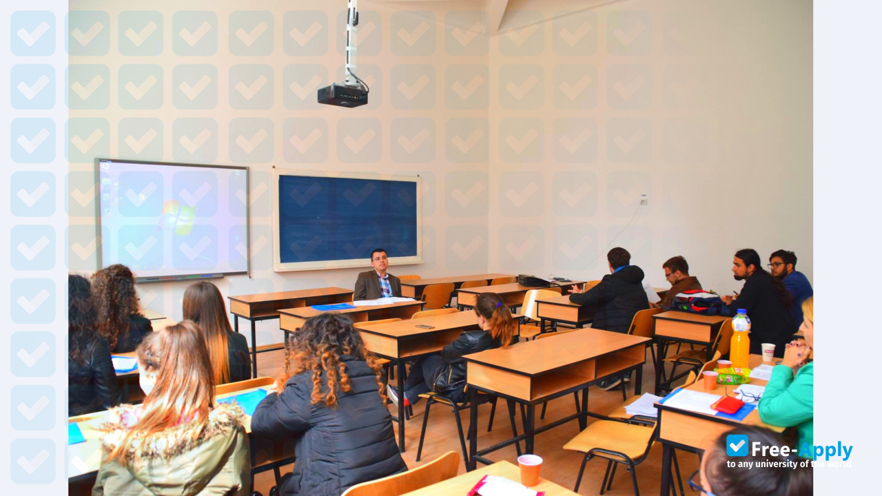 Photo de l’University of Petroșani #5