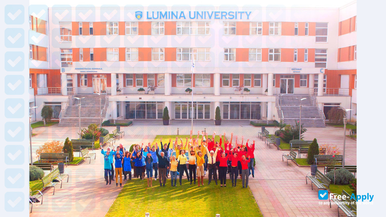 Lumina – the University of South-East Europe photo #4