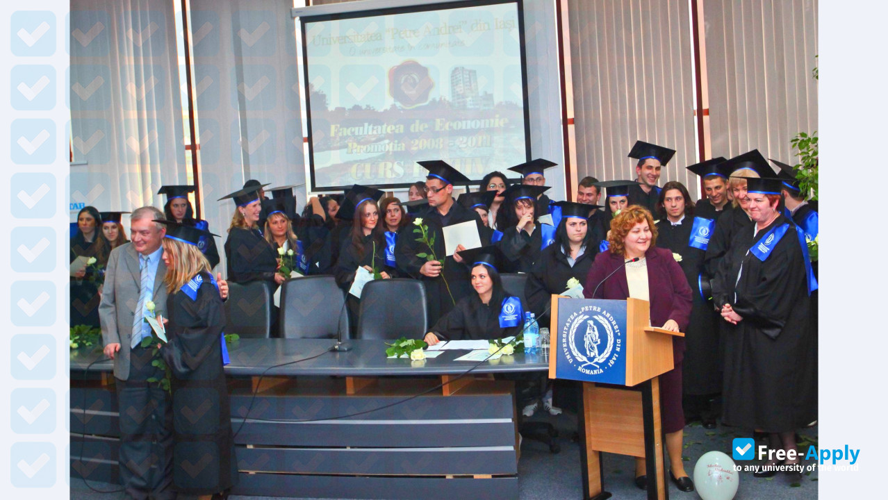 Photo de l’"Petre Andrei" University of Iași #6