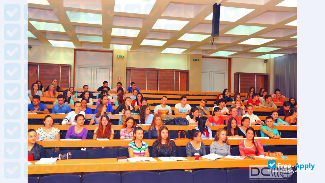 Photo de l’West University of Timișoara #13