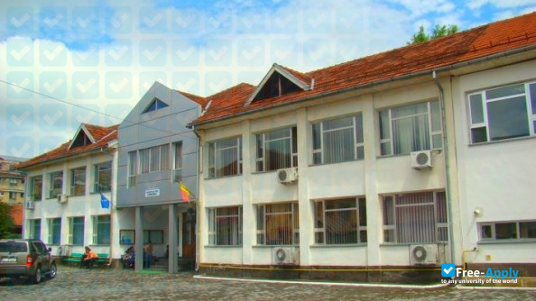 Constantin Brâncuși University photo #3