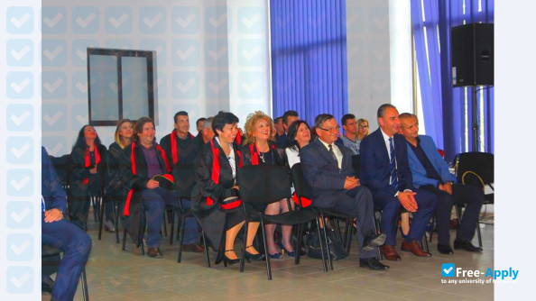 Constantin Brâncuși University photo #9