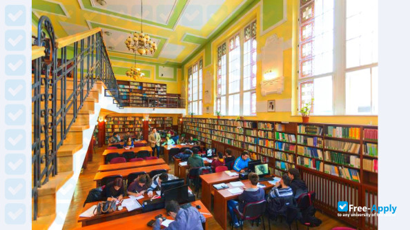 "Petru Maior" University of Tîrgu-Mureș photo #10