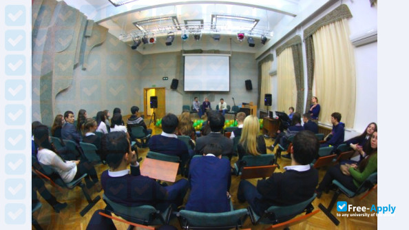 Foto de la Moscow Academy of Entrepreneurship under the Government of Moscow School of Fashion and Design #4