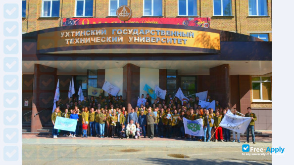 Foto de la Ukhta State Technical University #16