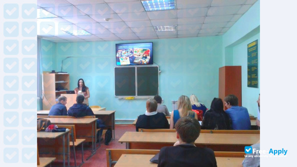 Foto de la Branch of the Far Eastern State Transport University in Yuzhno-Sakhalinsk #2