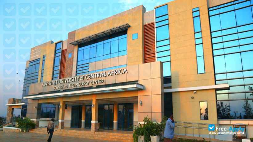 Foto de la Adventist University of Central Africa #3