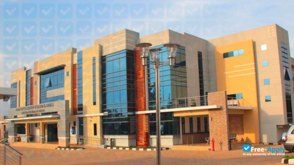 Foto de la Adventist University of Central Africa #4
