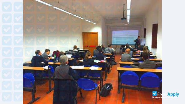 Foto de la Universita degli Studi della Repubblica di San Marino #3