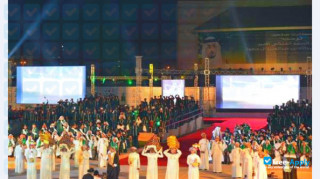 King Abdulaziz University thumbnail #8