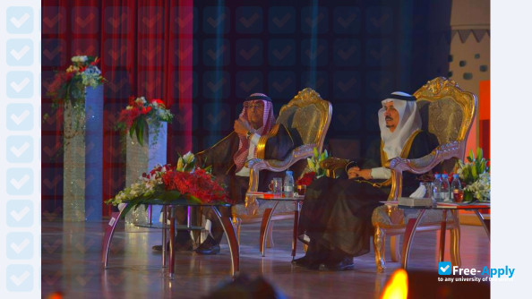Photo de l’Al Yamamah University #8